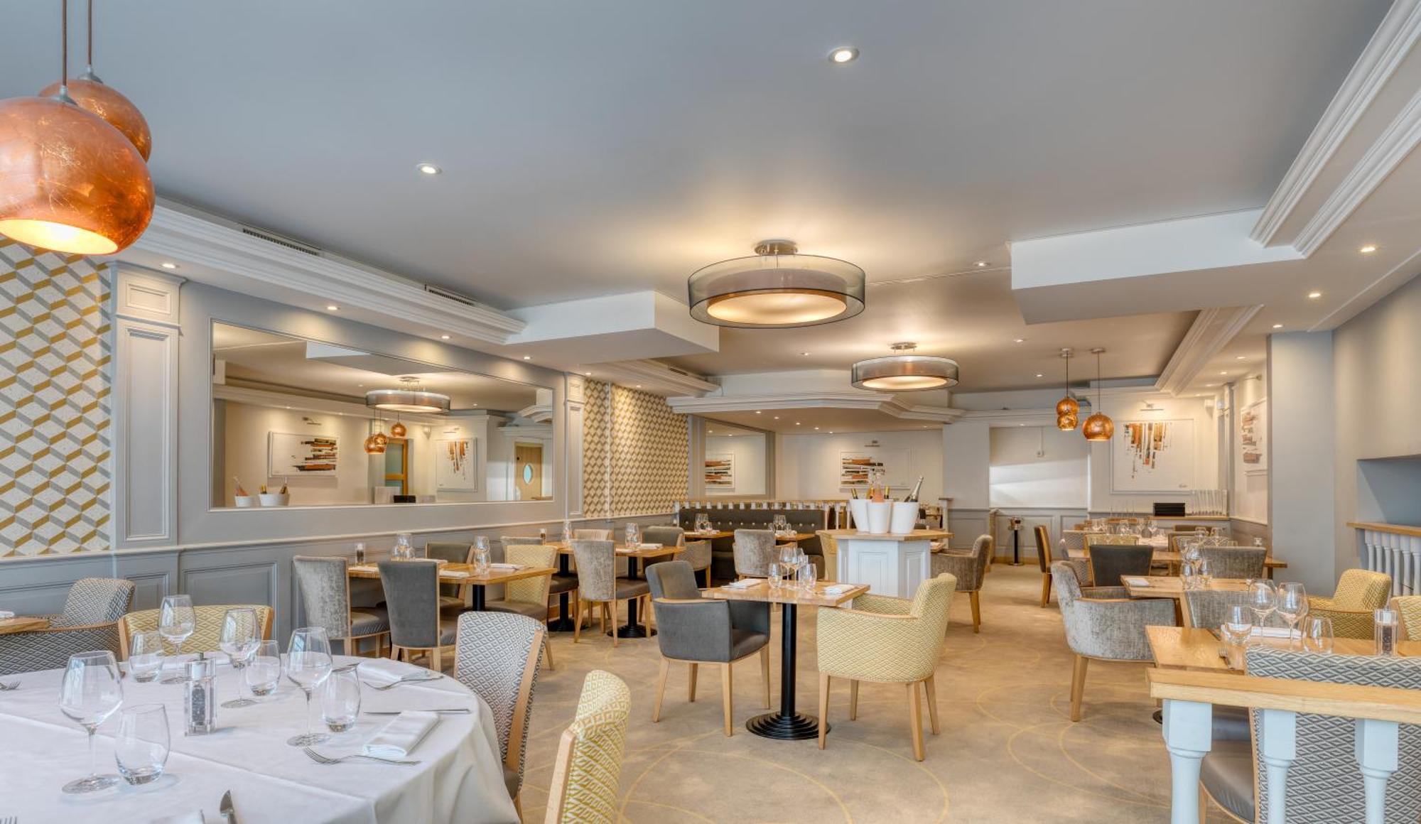 Brit Hotel Les Voyageurs Loudéac Kültér fotó