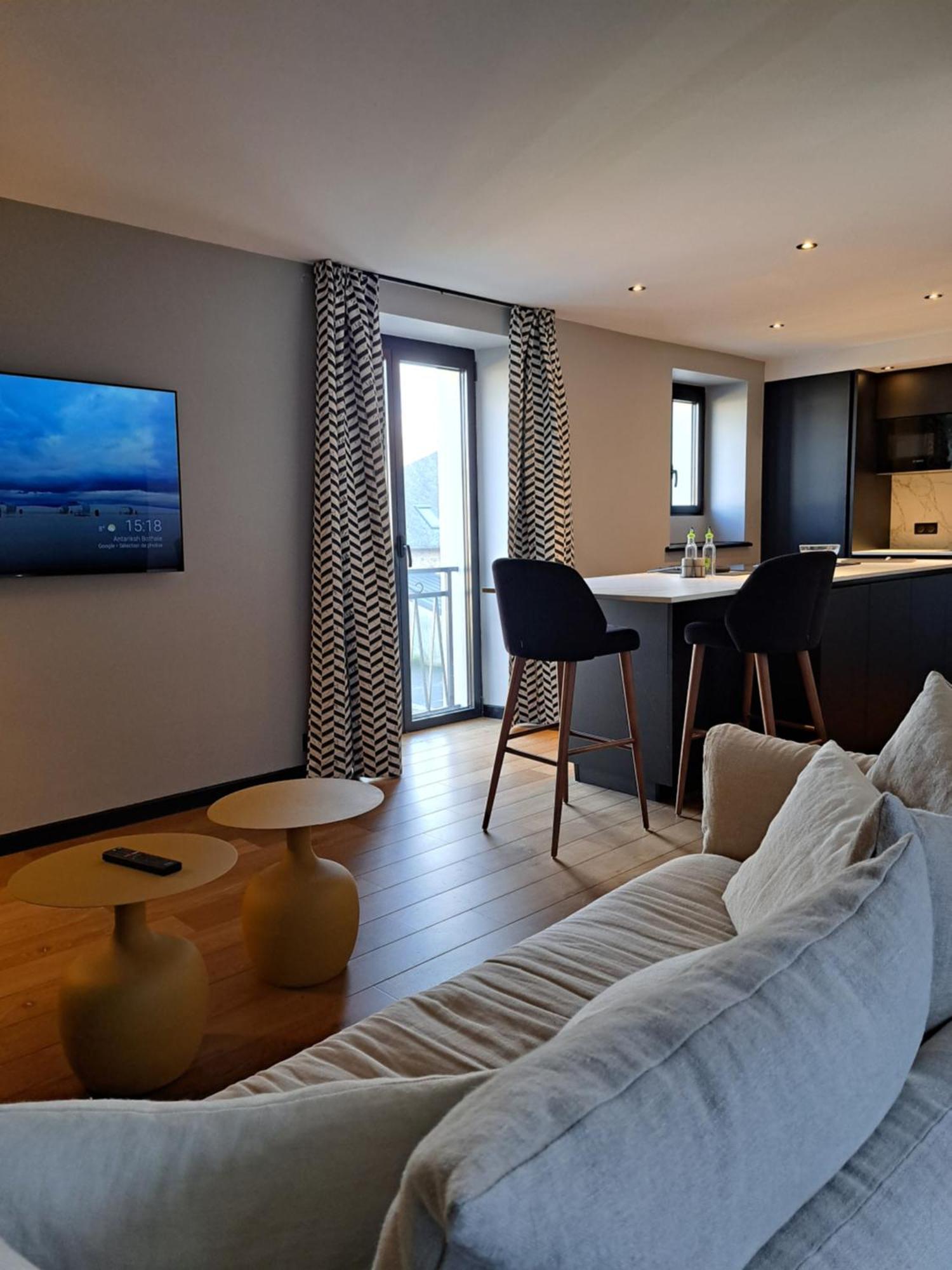Brit Hotel Les Voyageurs Loudéac Kültér fotó